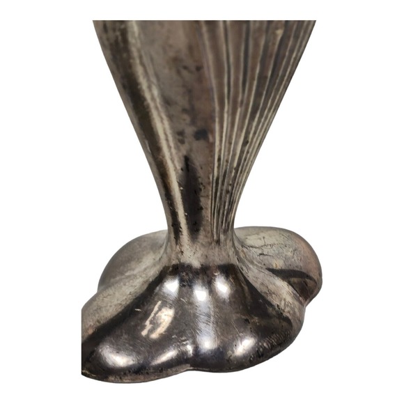 Vtg BM Company Silver Plated Salt & Pepper Shakers 4.25" Classic Tabletop Decor - Picture 9 of 12